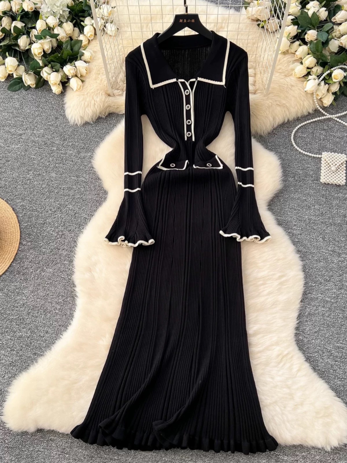 Korean Xiaoxiang style knitted sweater dress for women in autumn and winter, light luxury and high-end, French retro lotus leaf sleeves OL long skirt