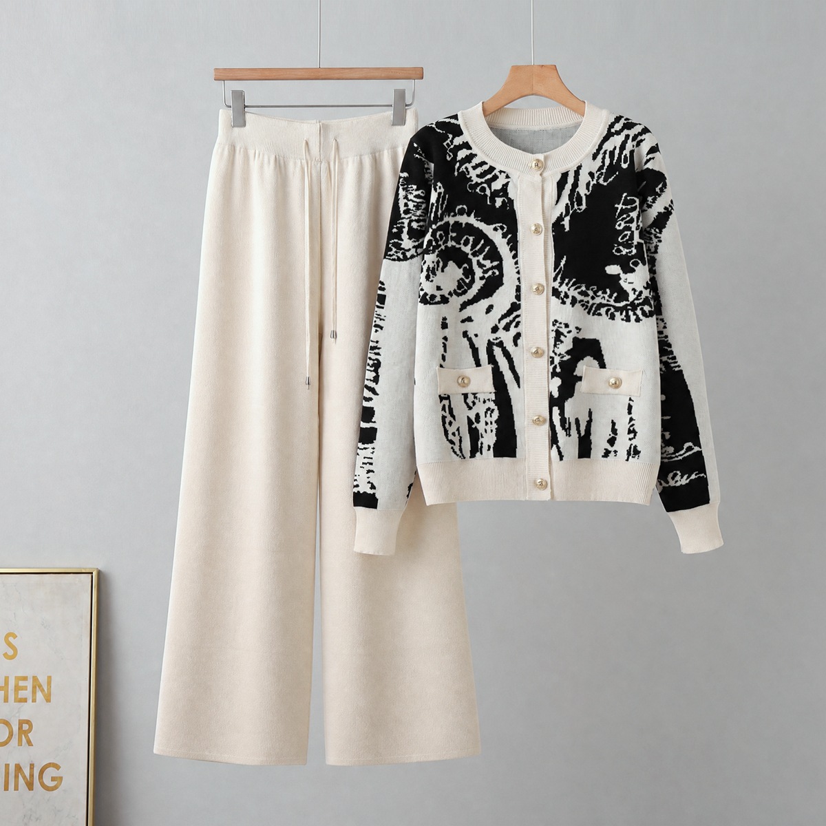Cross border European casual fashion two-piece women's autumn and winter printed metal buckle knitted cardigan sweater wide leg pants set Cross border European casual fashion two-piece women's autumn and winter printed metal buckle knitted cardigan sweater wide leg pants set
