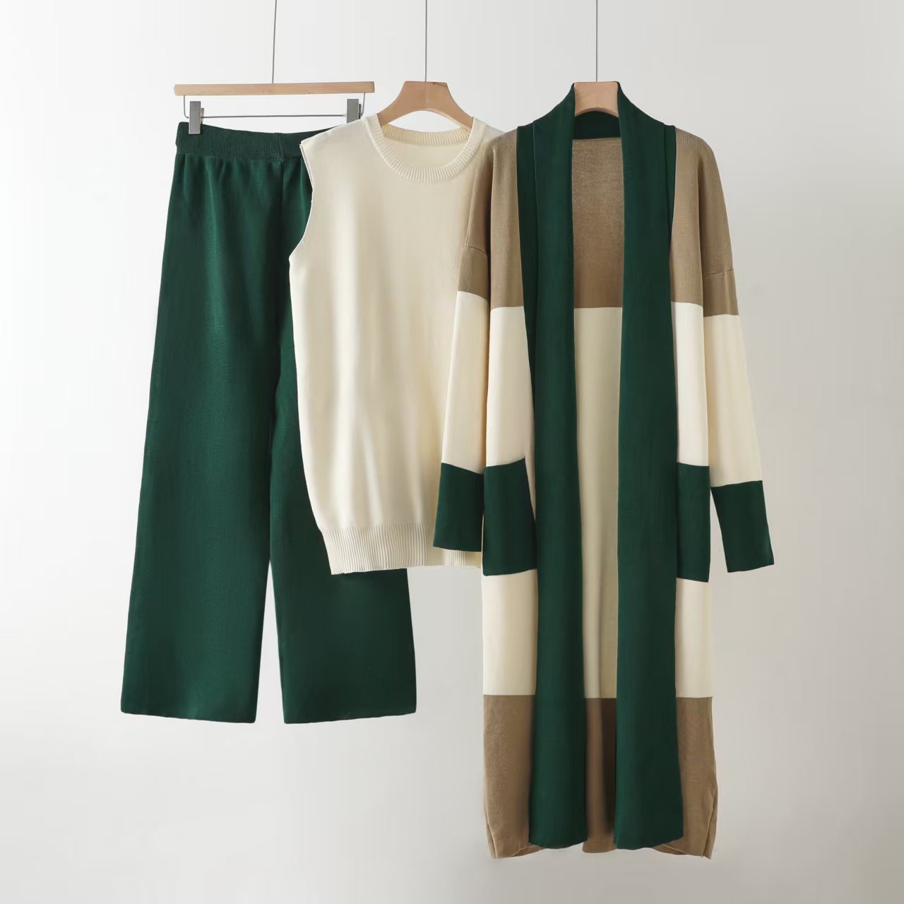 Cross border European and American fashion 2025 loose cardigan jacket knitted three piece set vest wide leg pants casual lazy suit Cross border European and American fashion 2025 loose cardigan jacket knitted three piece set vest wide leg pants casual lazy suit