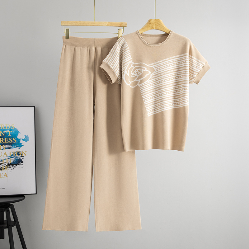 Cross border summer clothing 2026 new short sleeved loose western-style knitted top fashionable age reducing wide leg pants two-piece set for women