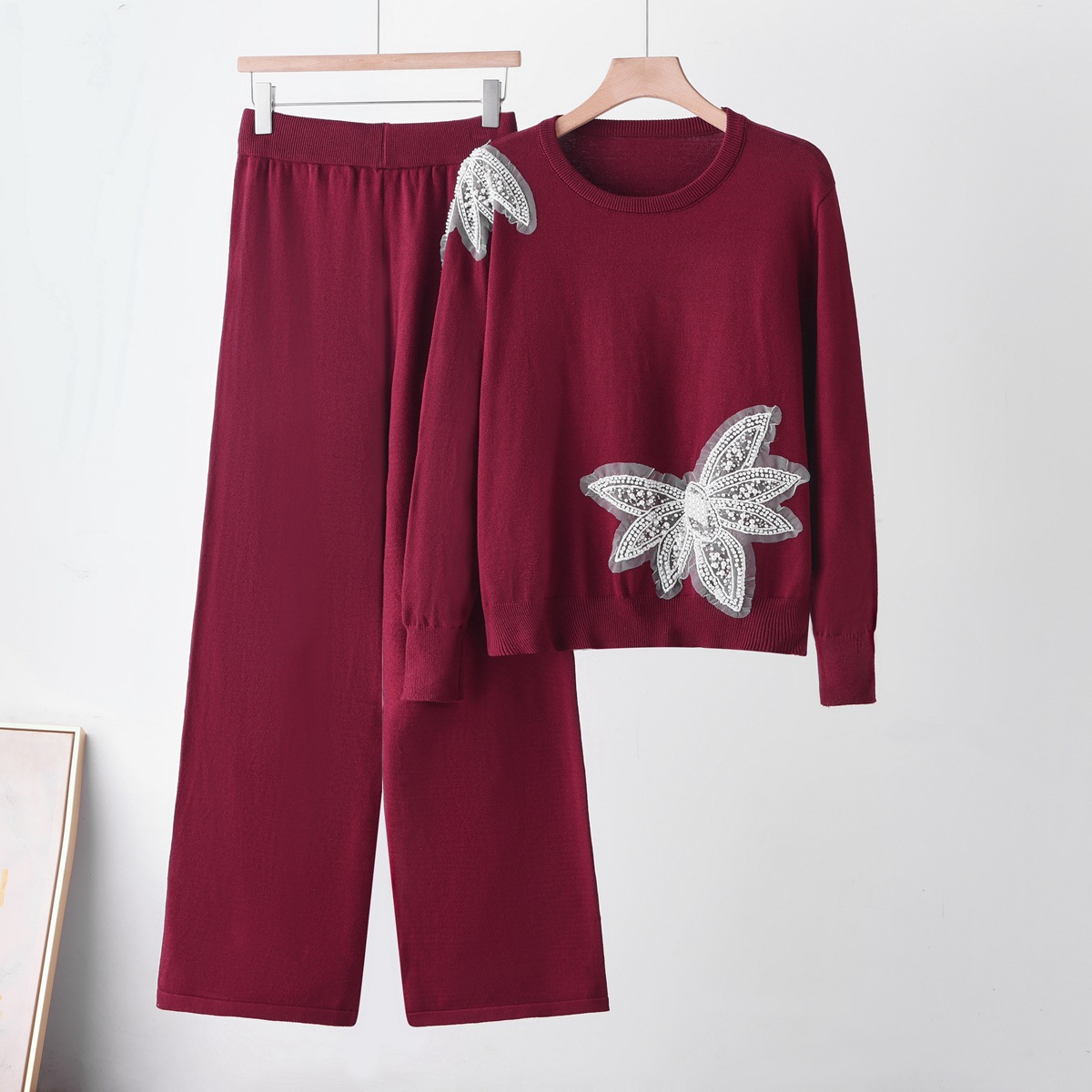 European and American cross-border light luxury style shoulder chain rhinestone butterfly decoration round neck long sleeved wide leg pants knitted two sets for women European and American cross-border light luxury style shoulder chain rhinestone butterfly decoration round neck long sleeved wide leg pants knitted two sets for women
