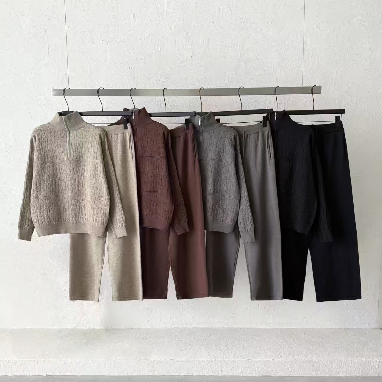 Cross border half zipper stand up collar texture knitted suit for women's autumn and winter loose and lazy style wide leg pants two-piece set
