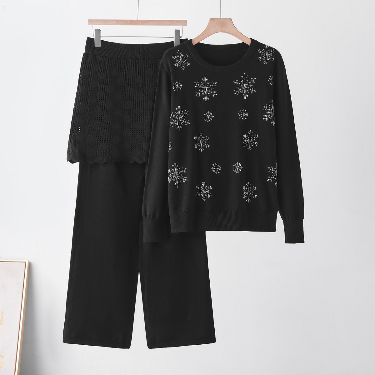 Autumn and Winter New Cross border Foreign Trade Lazy Style Hot Diamond Knitted Sweater Round Neck Butt Curtain Straight Tube Pants Knitted Two Piece Set for Women Autumn and Winter New Cross border Foreign Trade Lazy Style Hot Diamond Knitted Sweater Round Neck Butt Curtain Straight Tube Pants Knitted Two Piece Set for Women