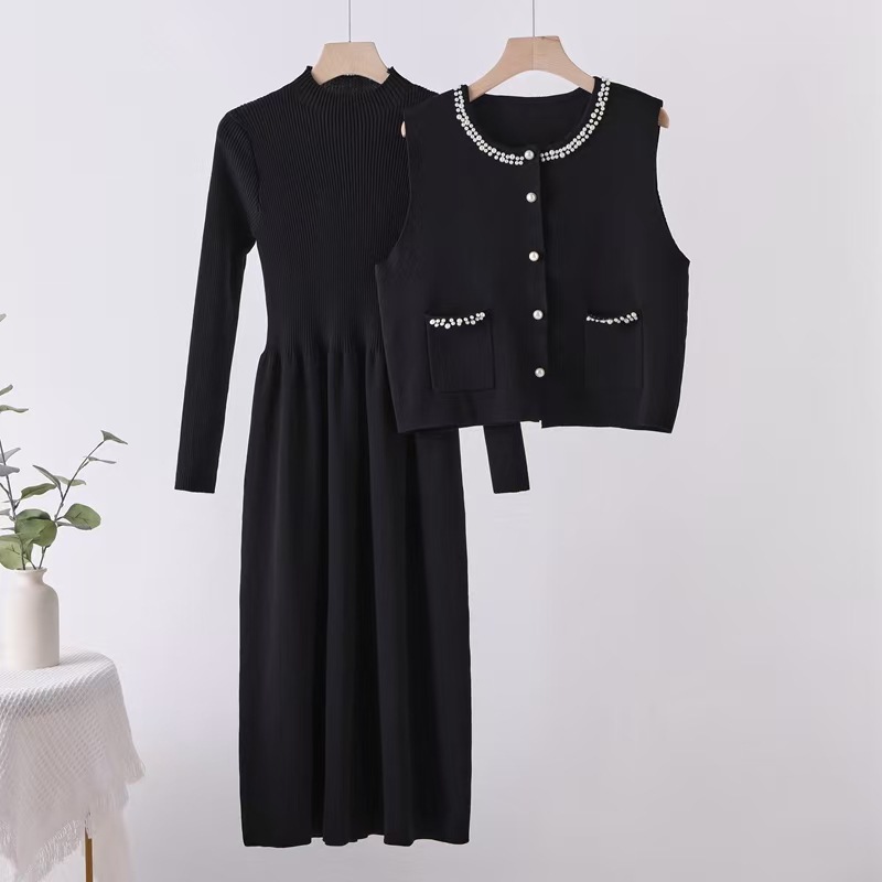 Foreign trade nail bead vest long skirt, two-piece set, autumn and winter knitted dress, 2025 new Korean version, loose and high-end