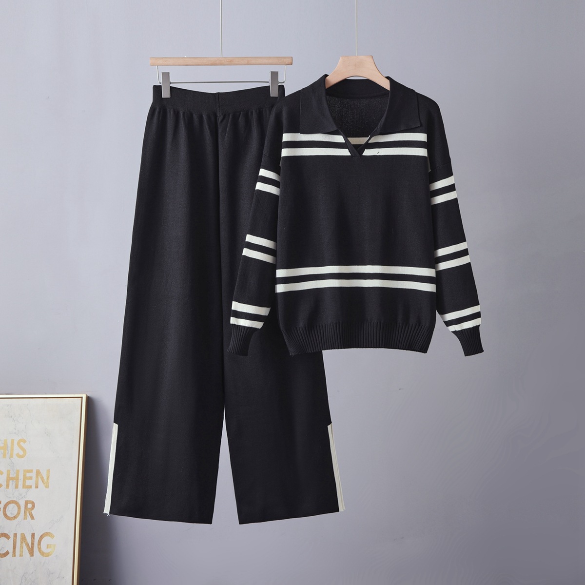Cross border 2026 new casual contrasting striped lapel women's knitted sweater loose and versatile lazy style knitted suit Cross border 2026 new casual contrasting striped lapel women's knitted sweater loose and versatile lazy style knitted suit