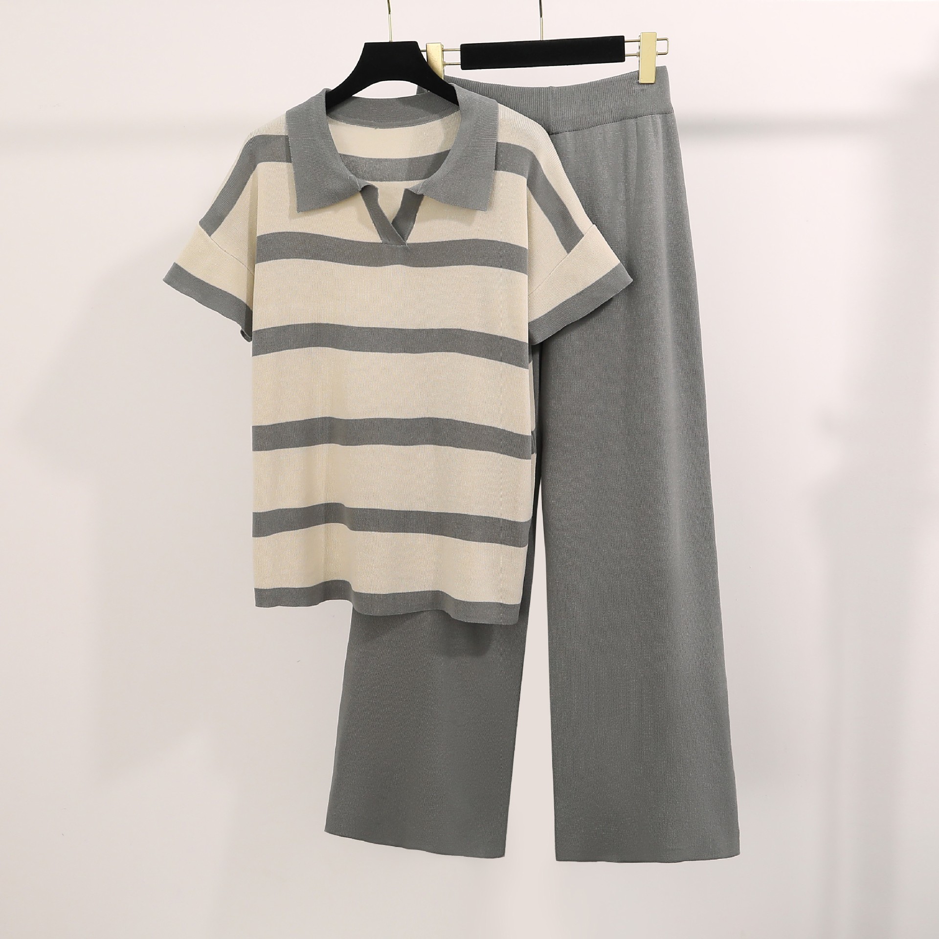 Spring and Autumn New Korean Color Contrast Stripe POLO Collar 1 Design Knitted Top+High Waist Wide Leg Pants Two Piece Set Spring and Autumn New Korean Color Contrast Stripe POLO Collar 1 Design Knitted Top+High Waist Wide Leg Pants Two Piece Set