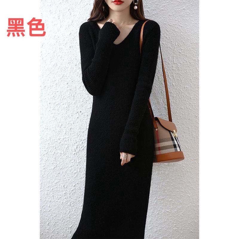 Long V-neck woolen dress for women in autumn and winter, elegant knitted dress with coat, slim fit and versatile over the knee base Long V-neck woolen dress for women in autumn and winter, elegant knitted dress with coat, slim fit and versatile over the knee base