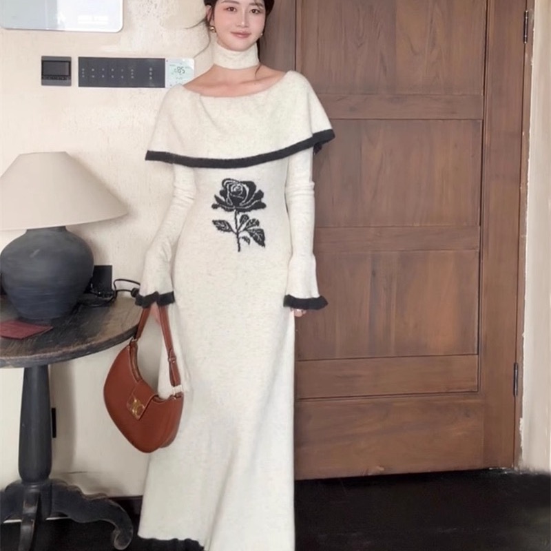 New round neck scarf flower wool knitted dress for women in winter with flared sleeves and waist cinching A-line slim fit skirt New round neck scarf flower wool knitted dress for women in winter with flared sleeves and waist cinching A-line slim fit skirt