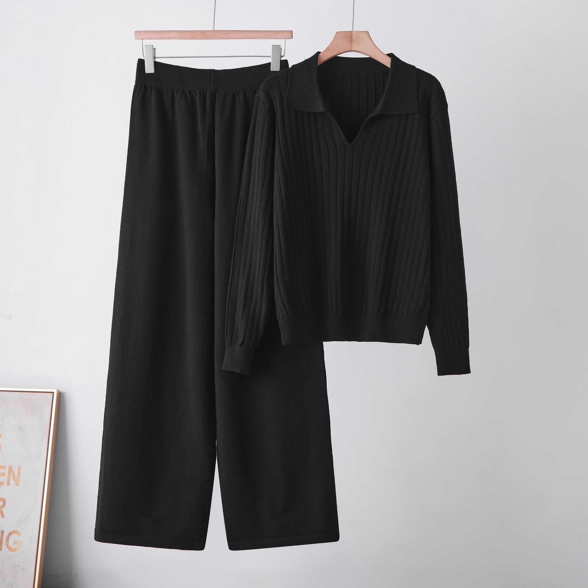 2026 Autumn/Winter New Solid Color Polo Collar Sweater Set for Women, Fashionable, Slim, Versatile, Casual Knitwear, Straight Pants 2026 Autumn/Winter New Solid Color Polo Collar Sweater Set for Women, Fashionable, Slim, Versatile, Casual Knitwear, Straight Pants