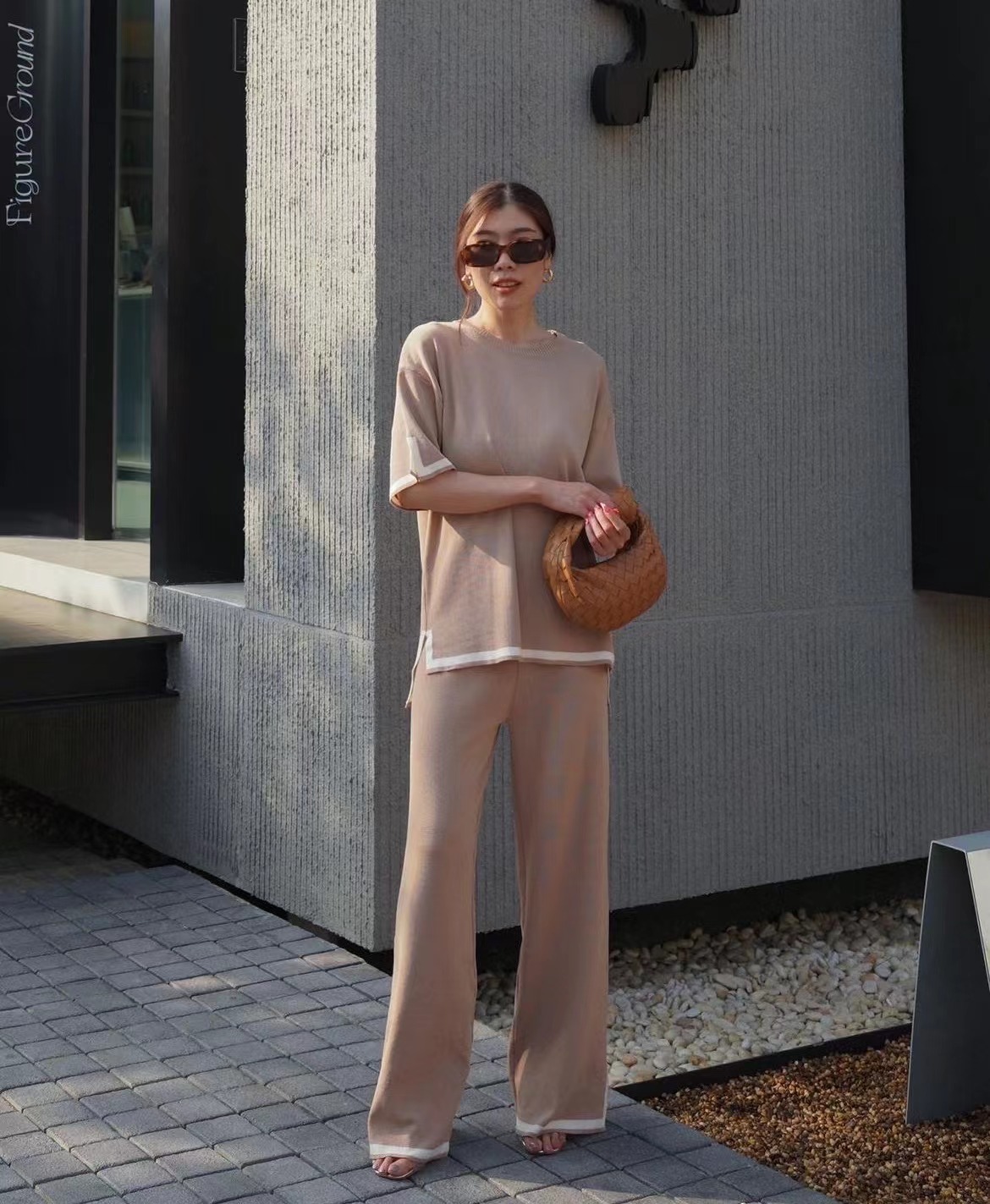 Retro lazy style contrasting color knitted suit women's loose and versatile round neck top, high waist slimming pants two-piece set trendy Retro lazy style contrasting color knitted suit women's loose and versatile round neck top, high waist slimming pants two-piece set trendy