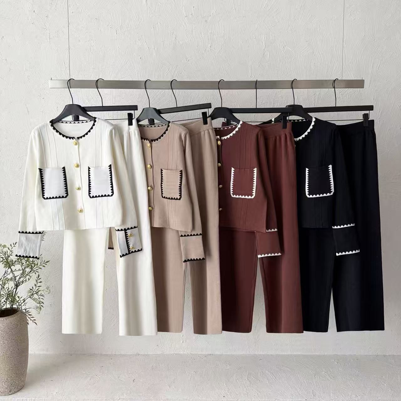 Cross border wave contrasting lace small fragrance knitted two-piece set women's round neck gold buckle short cardigan high waist hanging feeling wide legs