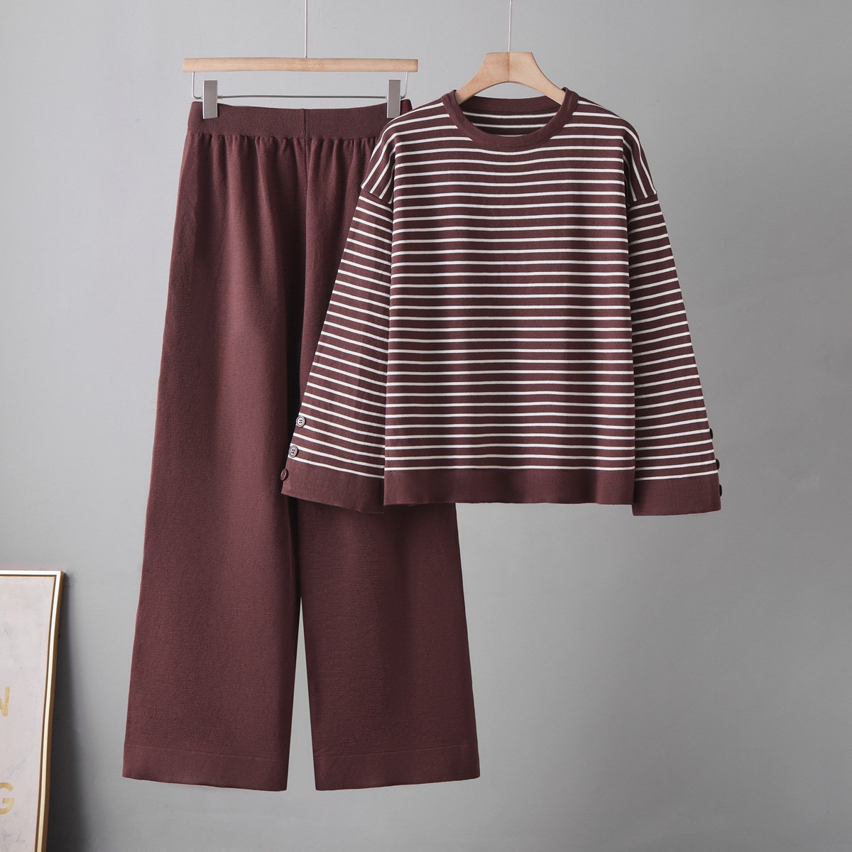 Cross border set women's new autumn and winter women's clothing Korean version striped top casual wide leg pants fashionable temperament two-piece set women Cross border set women's new autumn and winter women's clothing Korean version striped top casual wide leg pants fashionable temperament two-piece set women