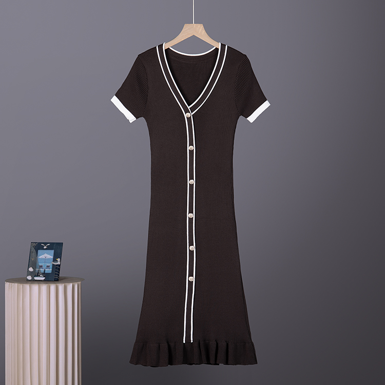 Cross border socialite temperament V-neck long sleeved single breasted waist knitted dress women's autumn sweater slim fit ruffle edge skirt Cross border socialite temperament V-neck long sleeved single breasted waist knitted dress women's autumn sweater slim fit ruffle edge skirt