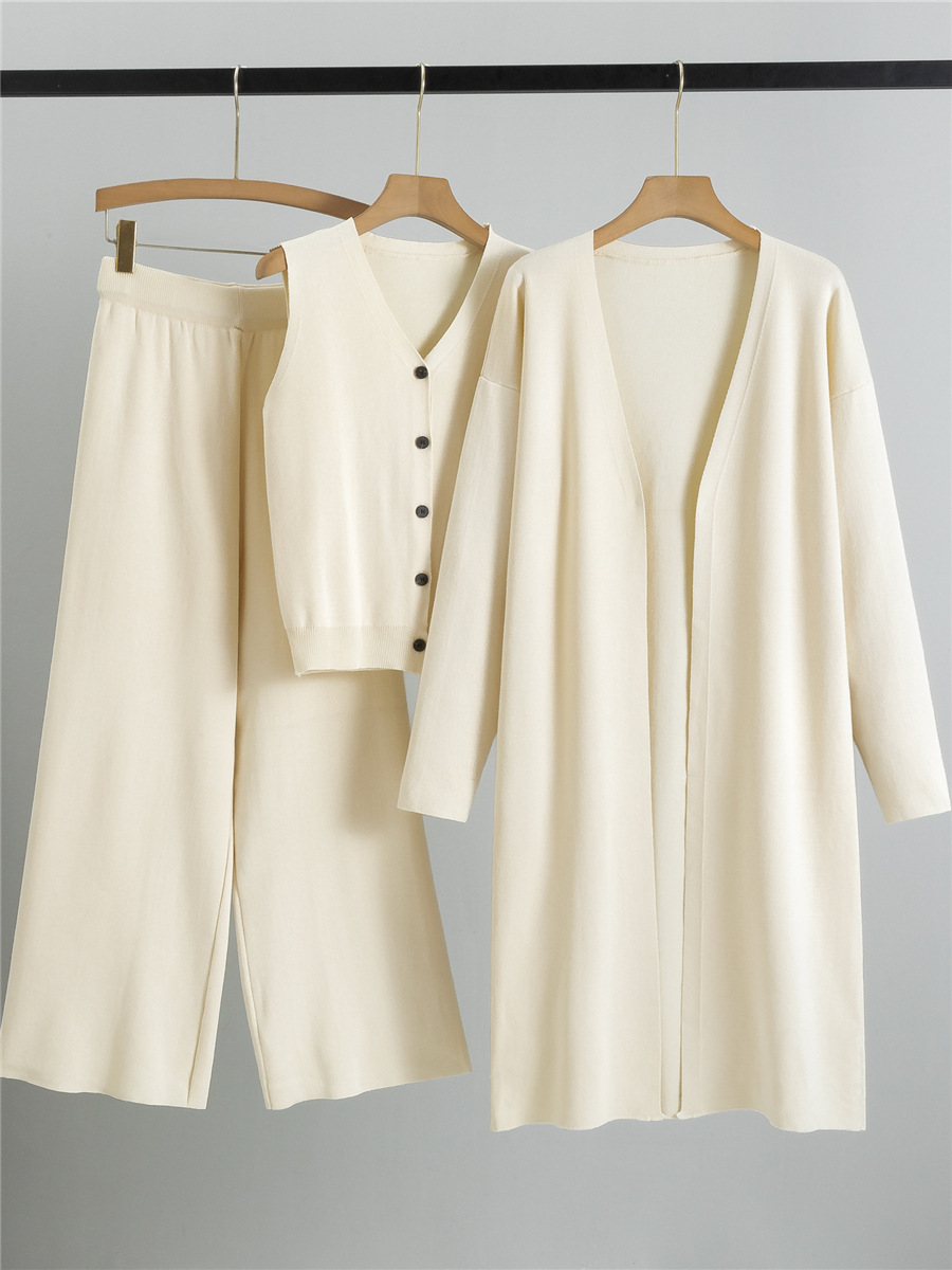 Cross border Amazon foreign trade Spring and Autumn new style knitted suit sleeveless vest sweater cardigan pants three piece set Cross border Amazon foreign trade Spring and Autumn new style knitted suit sleeveless vest sweater cardigan pants three piece set