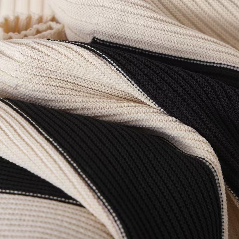 2026 temperament retro black and white striped knitted suit women's spring and autumn cardigan wide leg pants two-piece set 2026 temperament retro black and white striped knitted suit women's spring and autumn cardigan wide leg pants two-piece set