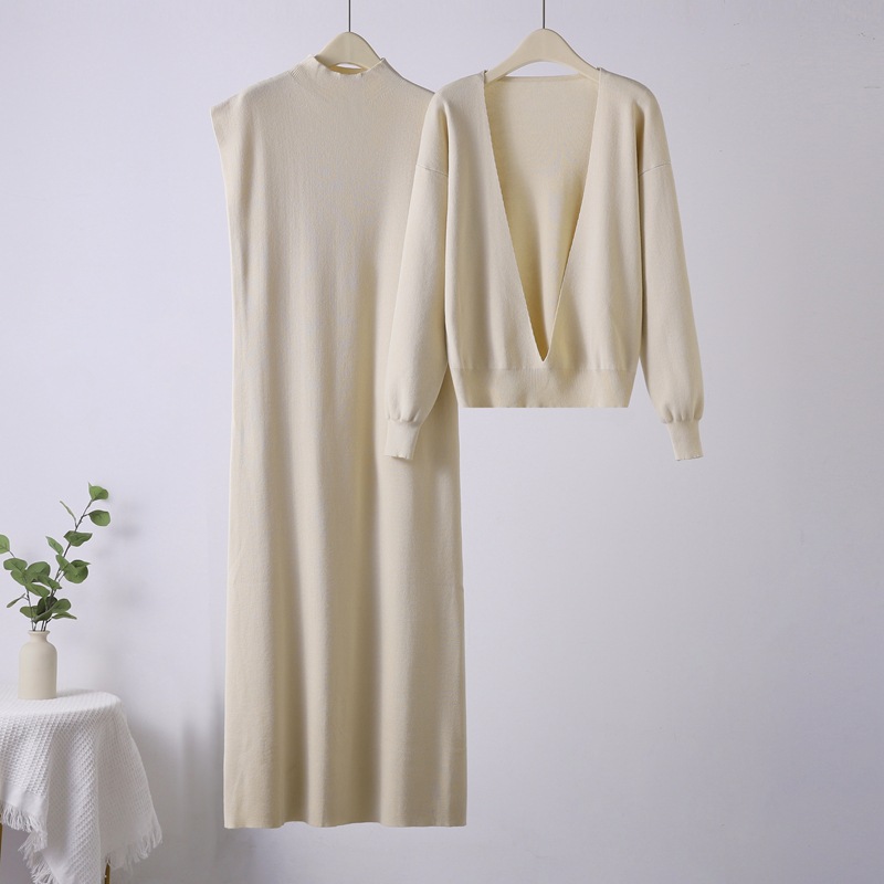 Counter Quality 2024 Early Spring New Miyake Fold Basic Style Chinese Style Cheongsam Style Dress Two Piece Set