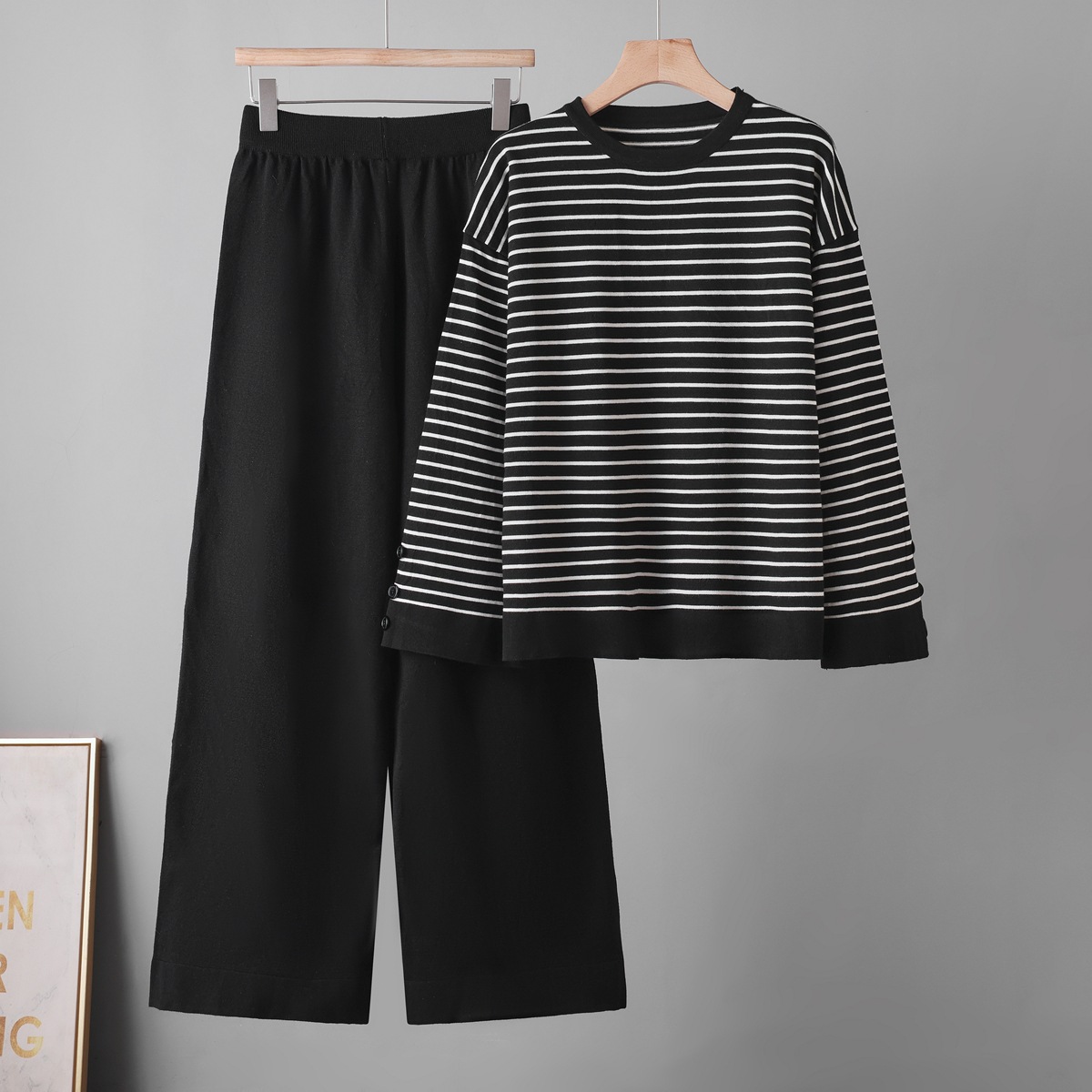 Cross border set women's new autumn and winter women's clothing Korean version striped top casual wide leg pants fashionable temperament two-piece set women Cross border set women's new autumn and winter women's clothing Korean version striped top casual wide leg pants fashionable temperament two-piece set women
