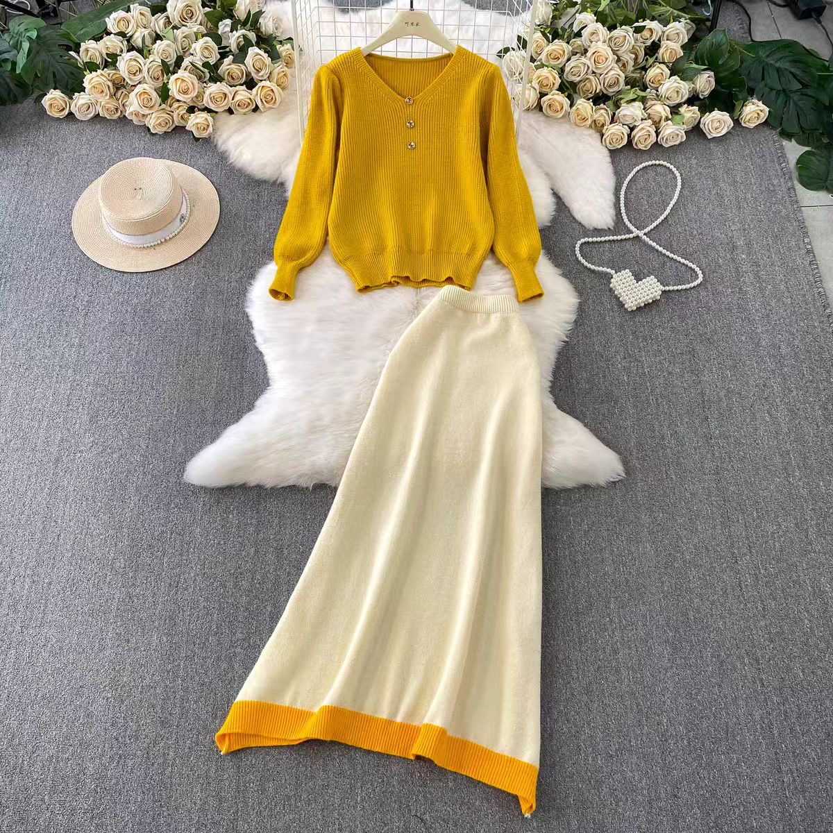 French style simple and lazy style loose knit sweater V-neck top casual contrasting color woolen dress temperament two-piece set French style simple and lazy style loose knit sweater V-neck top casual contrasting color woolen dress temperament two-piece set