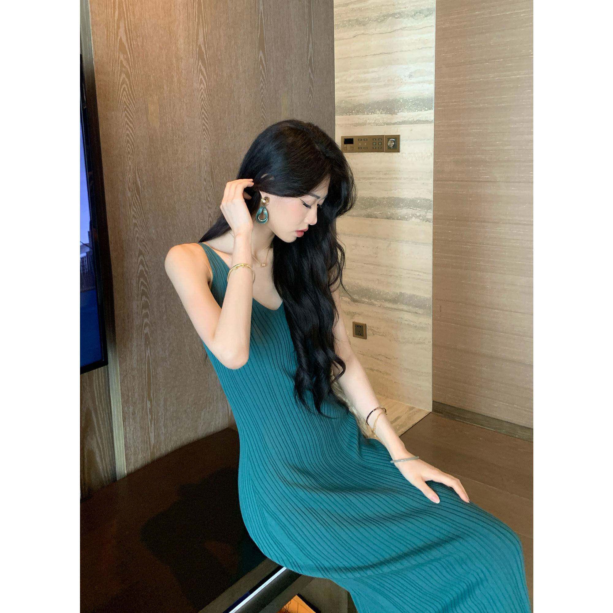 Korean off shoulder, backless camisole vest, V-neck ice silk dress, scheming, spicy girl, nightclub, pure desire, slit OL long dress Korean off shoulder, backless camisole vest, V-neck ice silk dress, scheming, spicy girl, nightclub, pure desire, slit OL long dress