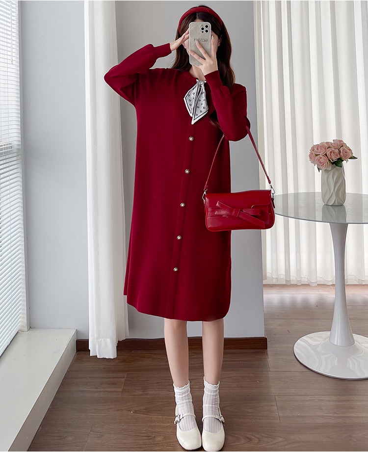 Xiaoxiangfeng Knitted Dress Women's Autumn and Winter New Style Large Loose Silk Scarf Design Sense Temperament Sweater Small Black Dress Xiaoxiangfeng Knitted Dress Women's Autumn and Winter New Style Large Loose Silk Scarf Design Sense Temperament Sweater Small Black Dress