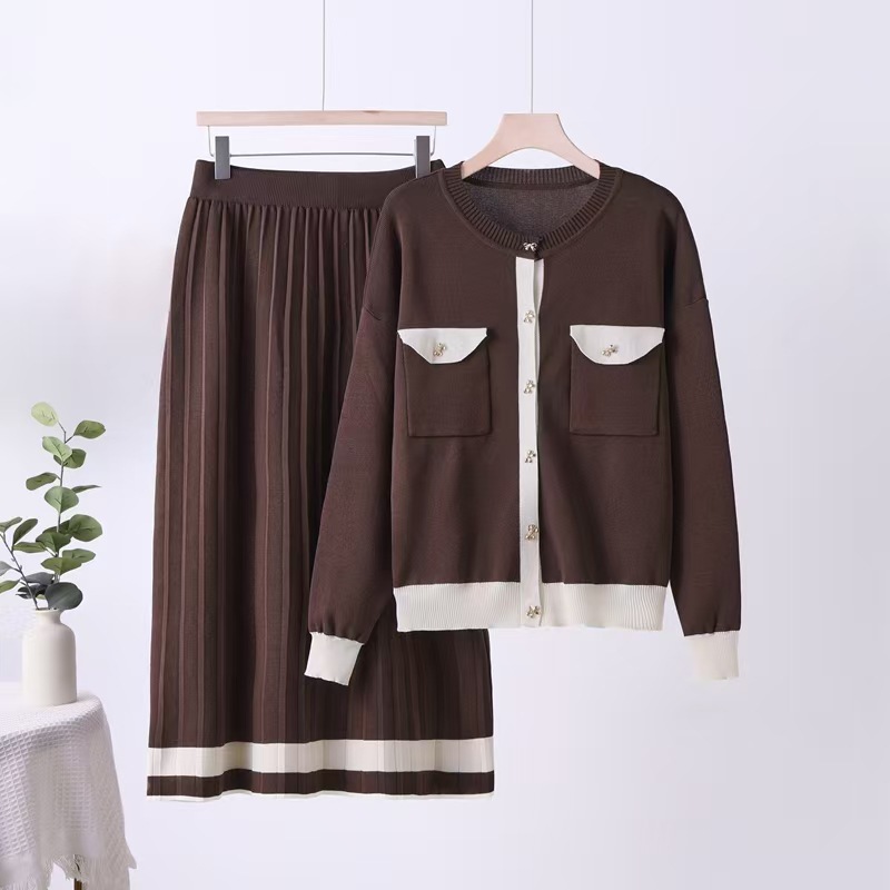 Cross border new Korean knitted cardigan loose and lazy V-neck jacket cardigan casual pleated skirt set Cross border new Korean knitted cardigan loose and lazy V-neck jacket cardigan casual pleated skirt set