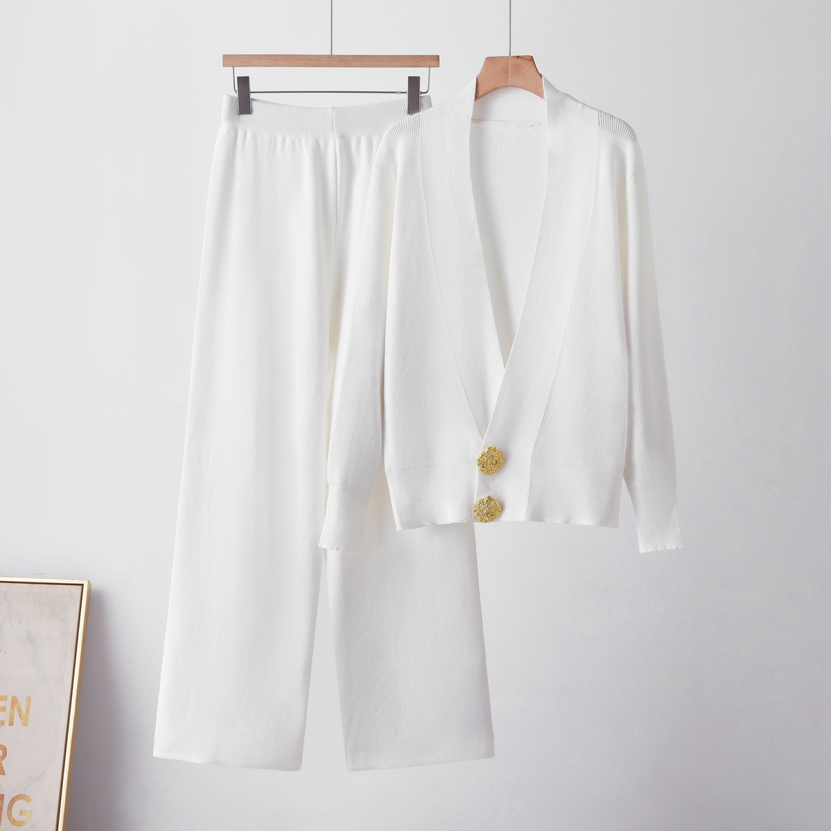Cross border fashion European and American set, women's spring and autumn temperament, big metal buckle knitted cardigan+casual wide leg pants two-piece set Cross border fashion European and American set, women's spring and autumn temperament, big metal buckle knitted cardigan+casual wide leg pants two-piece set