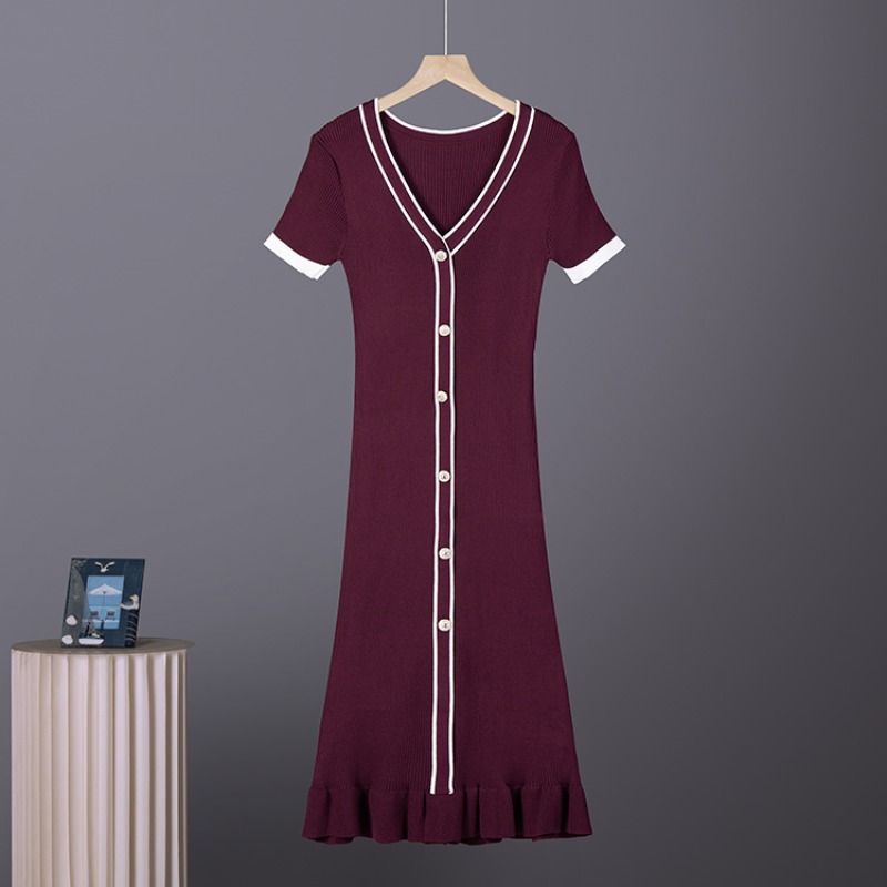 Cross border socialite temperament V-neck long sleeved single breasted waist knitted dress women's autumn sweater slim fit ruffle edge skirt Cross border socialite temperament V-neck long sleeved single breasted waist knitted dress women's autumn sweater slim fit ruffle edge skirt