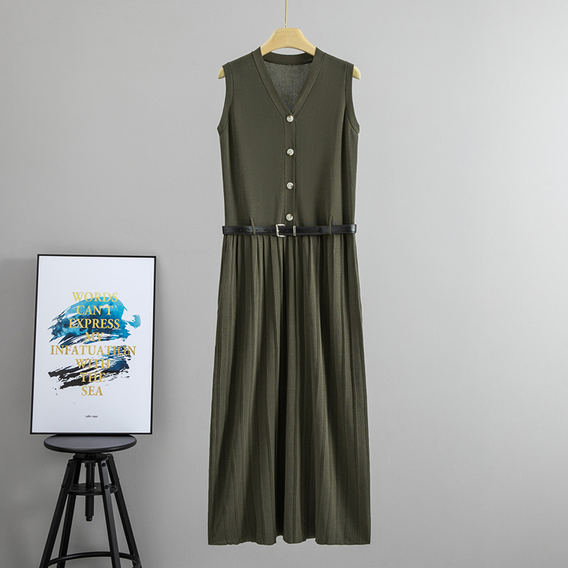 Summer Korean style dress with French sleeveless knitted vest, pleated dress, waist belt, slimming long skirt for women