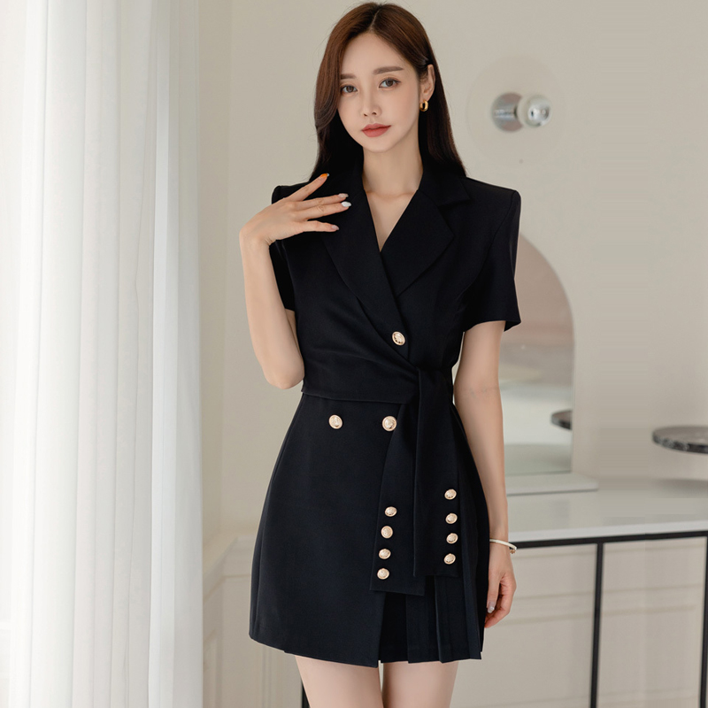 2025 Summer New Korean Style Dress with Collar, Strap, Waist, Folding, Professional Fashion for Women