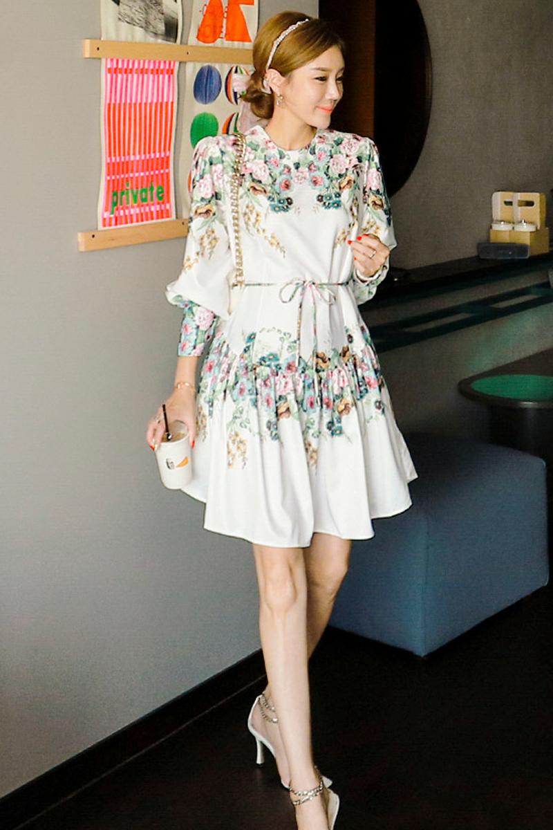 2025 summer dress new high-end temperament design sense tied waist positioning printed small swing skirt dress 2025 summer dress new high-end temperament design sense tied waist positioning printed small swing skirt dress