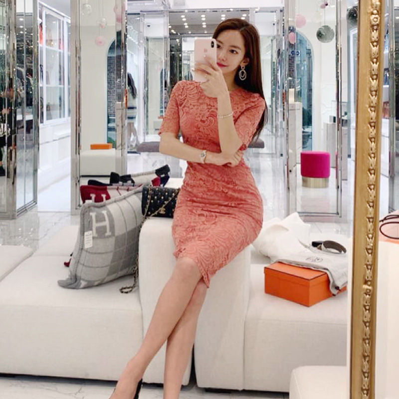 2025 summer new Korean style slim fit short sleeved fashionable mid to long lace hip hugging dress for women 2025 summer new Korean style slim fit short sleeved fashionable mid to long lace hip hugging dress for women