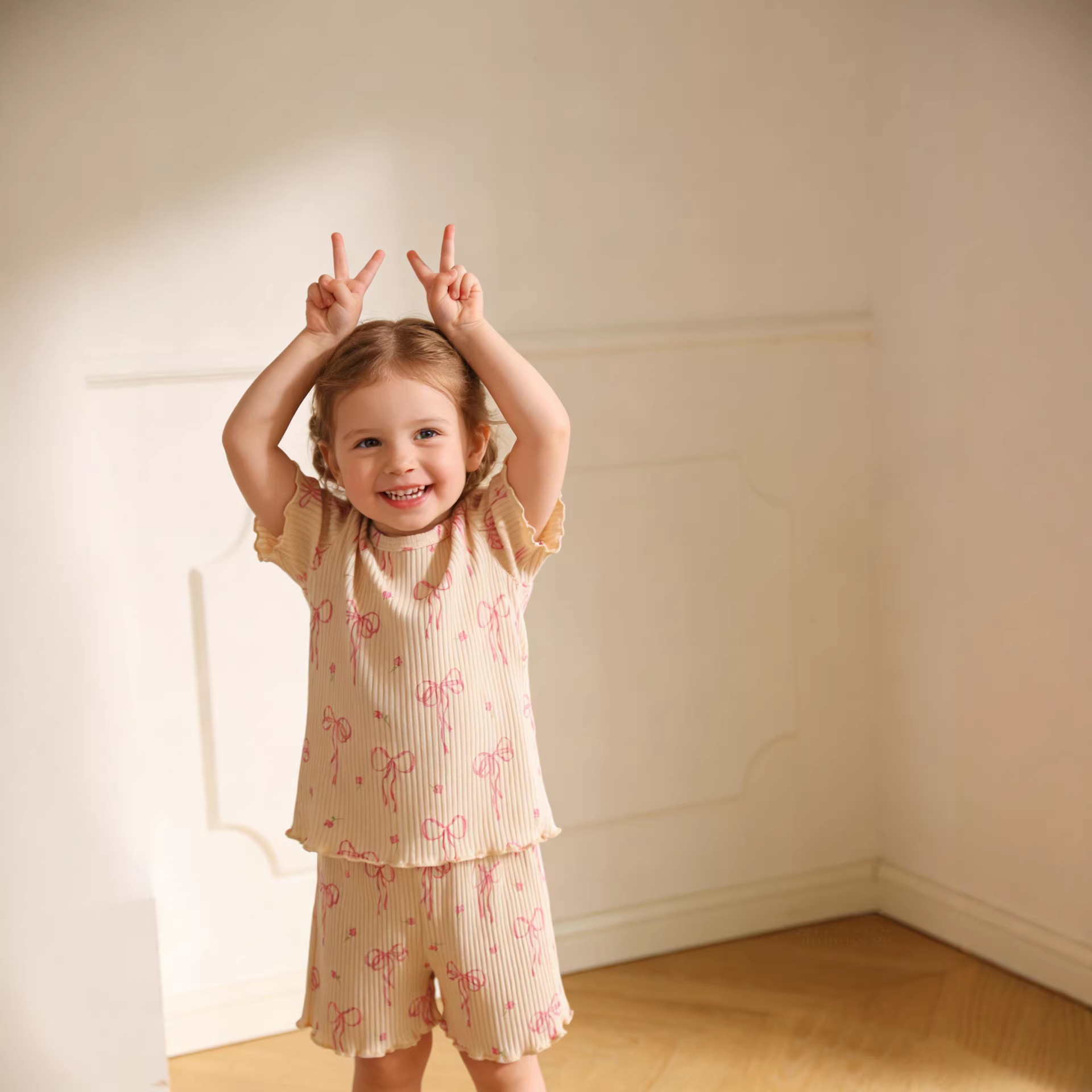 Cross border girl pink bow pattern apricot short sleeved T-shirt shorts lace set
