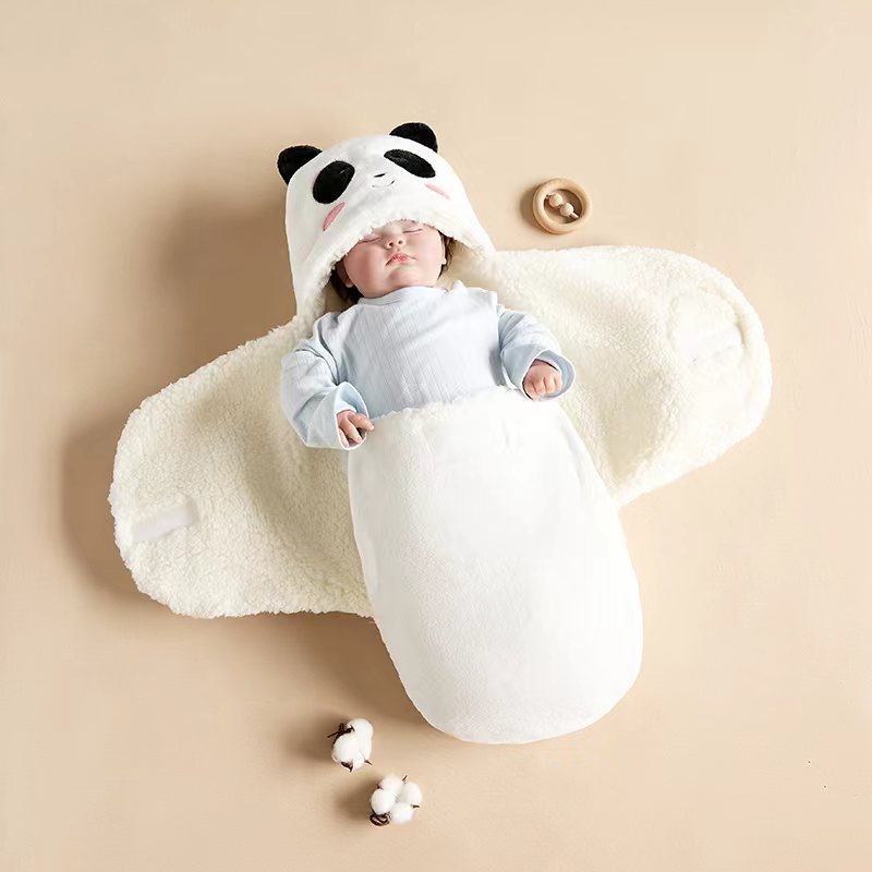 Newborn bag, autumn and winter thick baby hug, sleeping bag, dual-use baby supplies, just born, out of the delivery room bag list Newborn bag, autumn and winter thick baby hug, sleeping bag, dual-use baby supplies, just born, out of the delivery room bag list