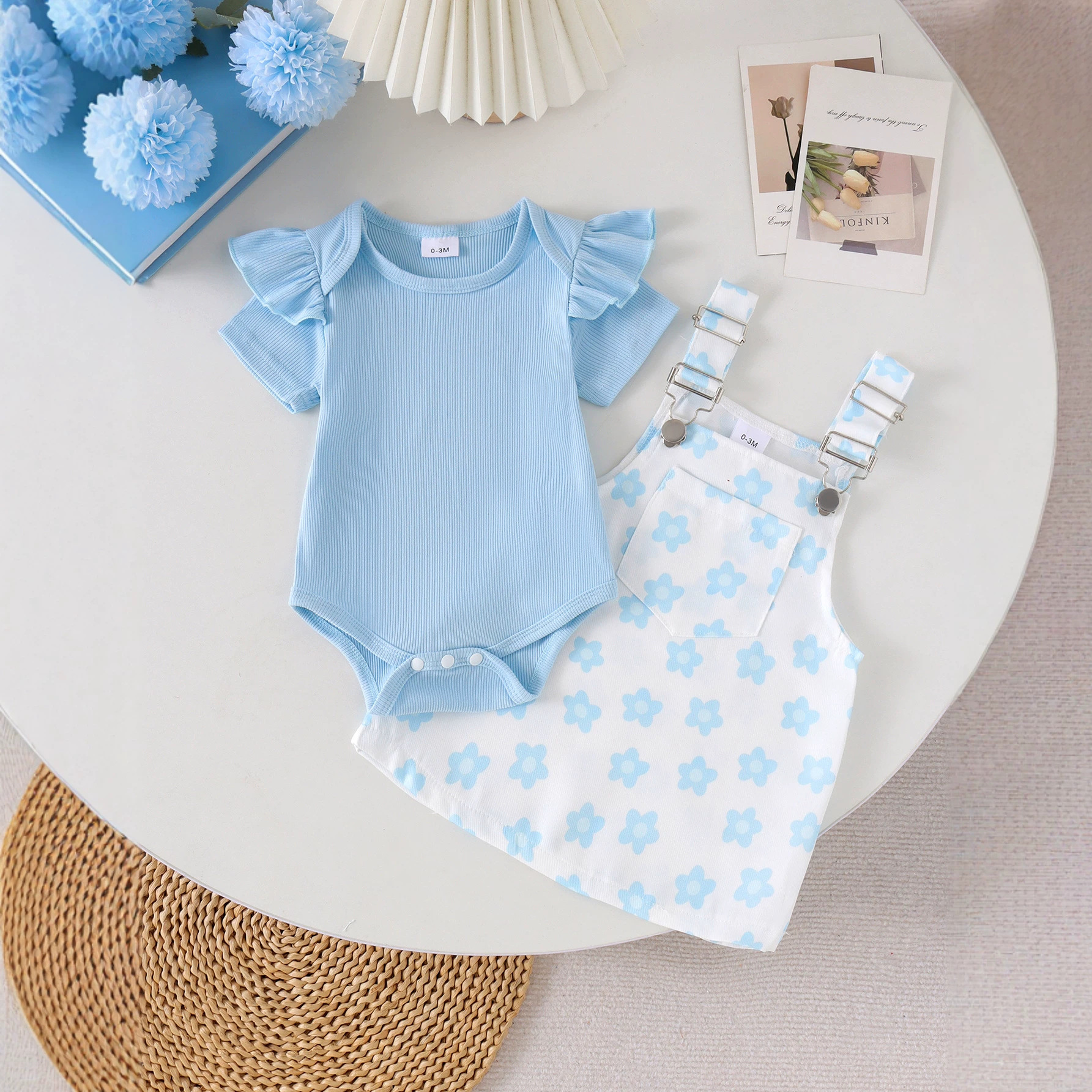 Baby girl light blue flying sleeves blue flower suspender skirt lotus leaf short sleeved T-shirt floral suspender short skirt fresh summer