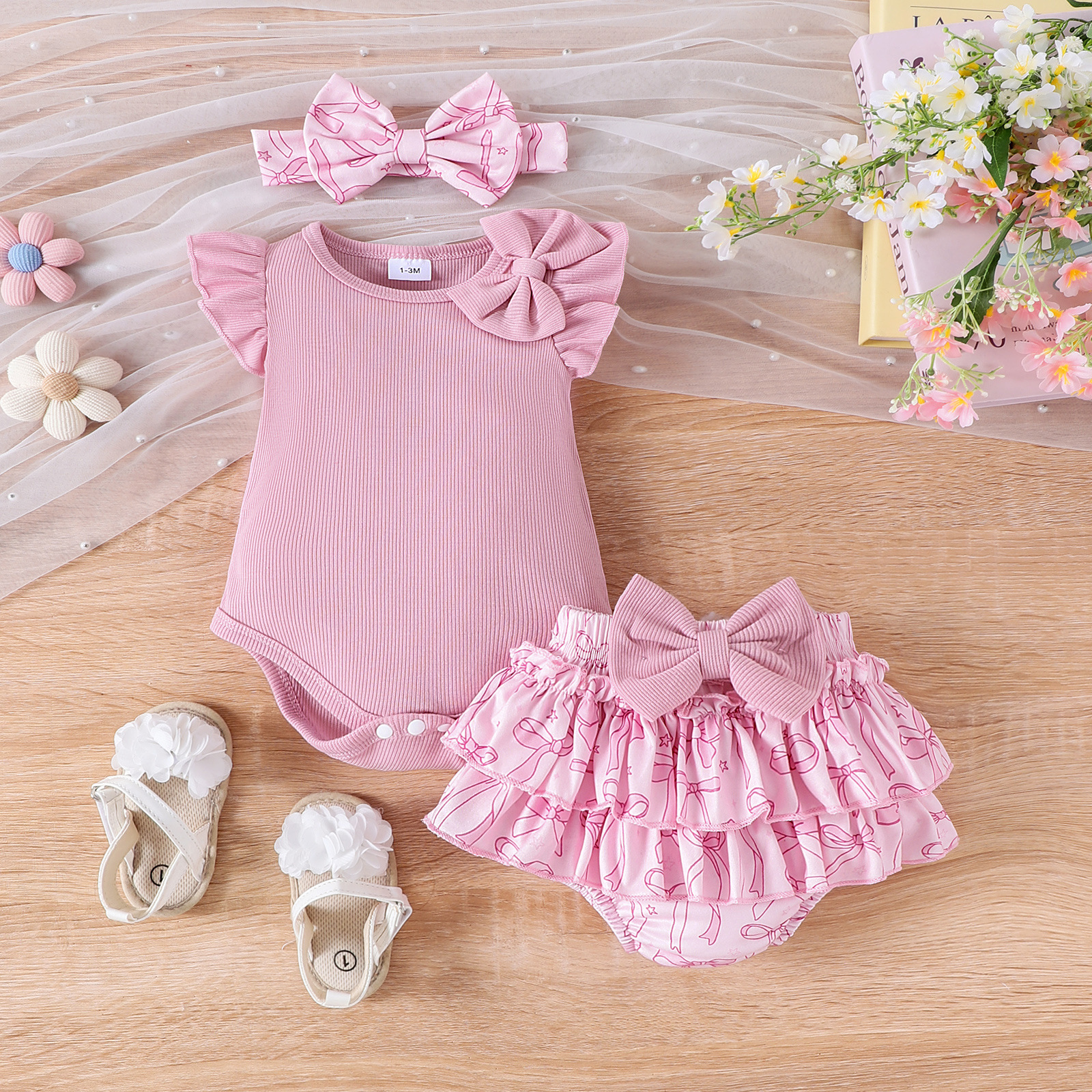 Cross border Cute Baby and Children's Set Summer Flying Sleeve Ha Yi+Printed Shorts Head Estimation Set