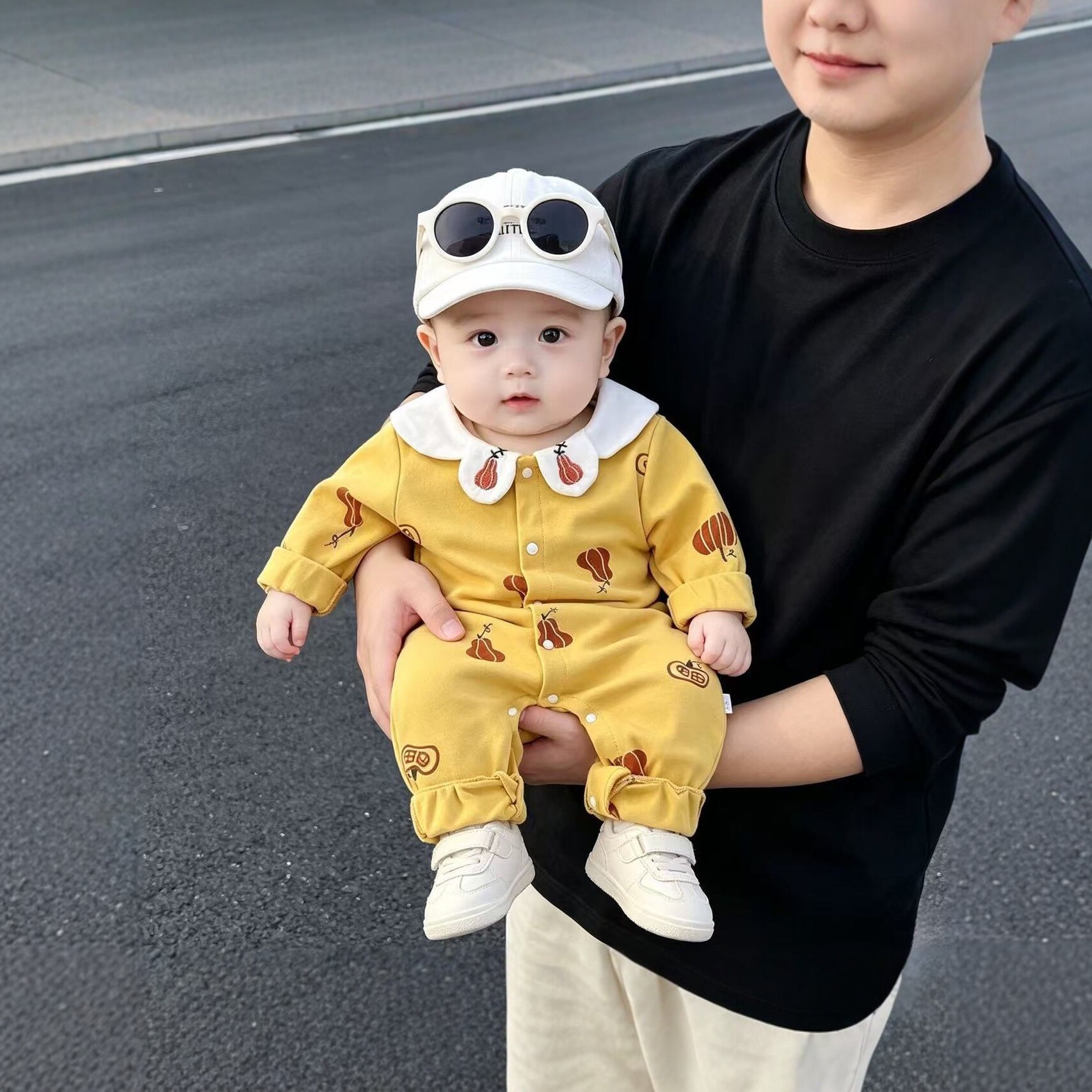 Baby jumpsuit for spring and autumn, baby climbing clothes for men and women, outdoor clothes, cute pure cotton clothes, long sleeved newborn clothes