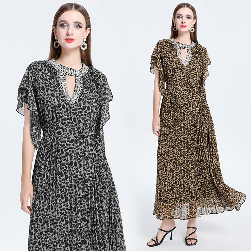 2025 European and American style heavy industry collar diamond inlaid leopard print dress