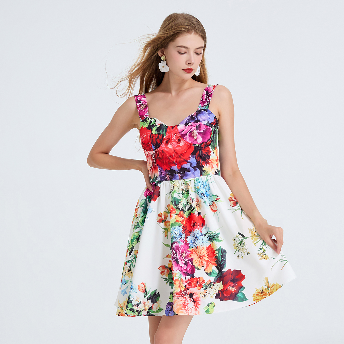 Real shot high waisted printed three-dimensional strapless suspender short dress with elastic elastic rubber on the back Real shot high waisted printed three-dimensional strapless suspender short dress with elastic elastic rubber on the back