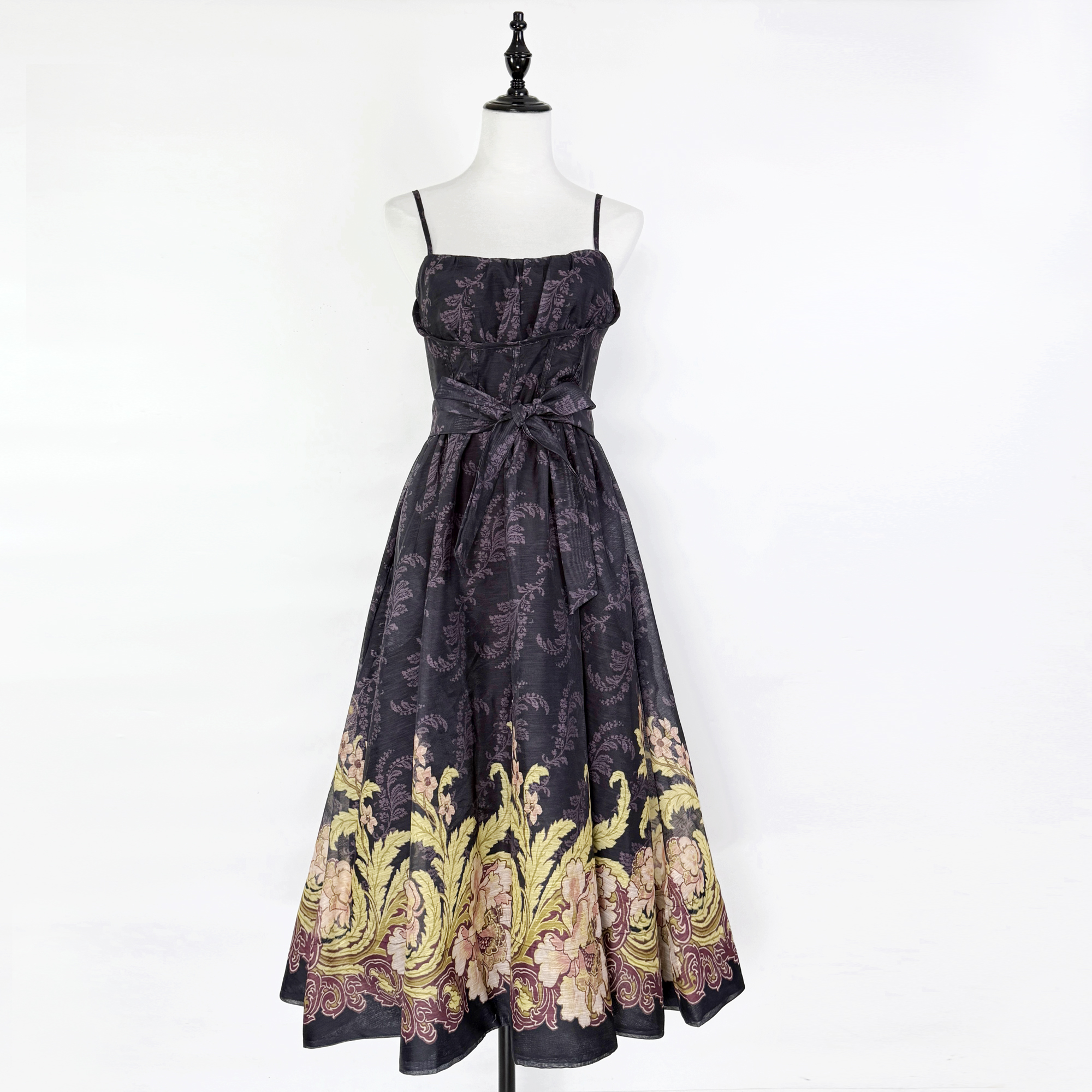 New retro printed sleeveless camisole high waisted dress for 2026 summer in Australia, suitable for vacation, large display, tea break, and long skirt New retro printed sleeveless camisole high waisted dress for 2026 summer in Australia, suitable for vacation, large display, tea break, and long skirt