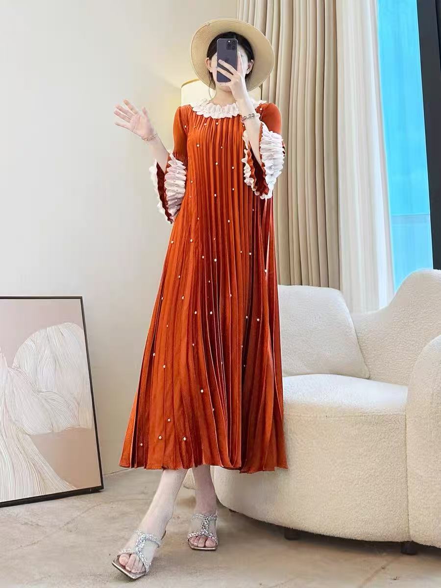 Miyake style retro temperament pearl lace pleated slimming long dress for women 2025 loose pleated long dress