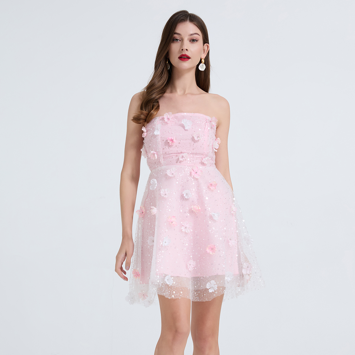 Real time shooting of French heavy industry embroidery beads, nail beads, three-dimensional flowers, high waisted dress, gauze, fluffy skirt Real time shooting of French heavy industry embroidery beads, nail beads, three-dimensional flowers, high waisted dress, gauze, fluffy skirt