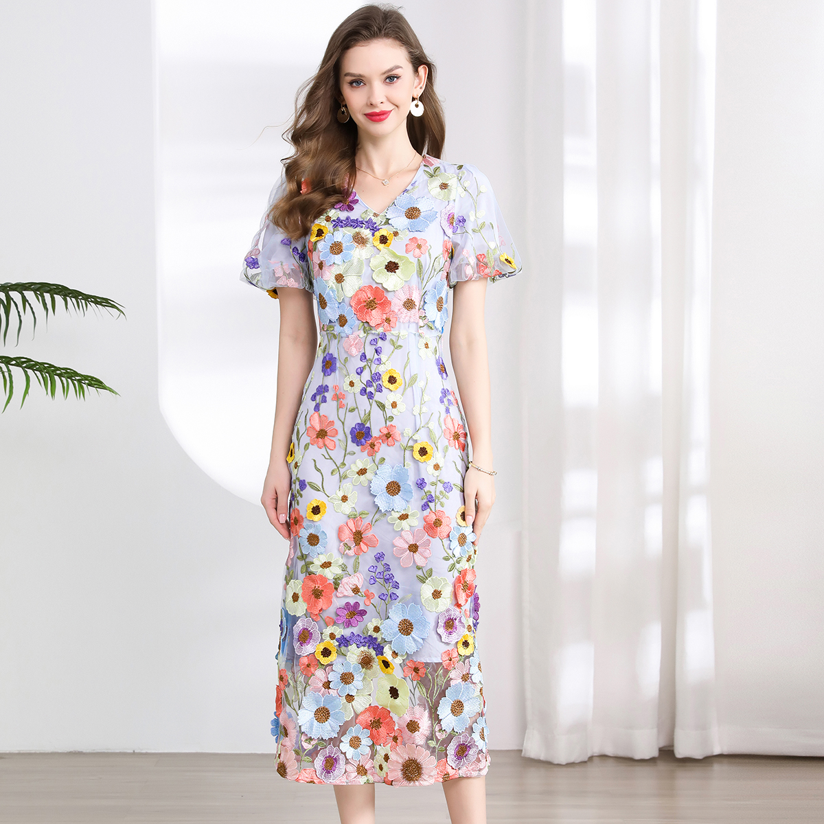 Real shot 774 # Heavy Industry Embroidery 3D Stickers Summer Elegant Bubble Sleeve Dress V-neck Split Dress Real shot 774 # Heavy Industry Embroidery 3D Stickers Summer Elegant Bubble Sleeve Dress V-neck Split Dress
