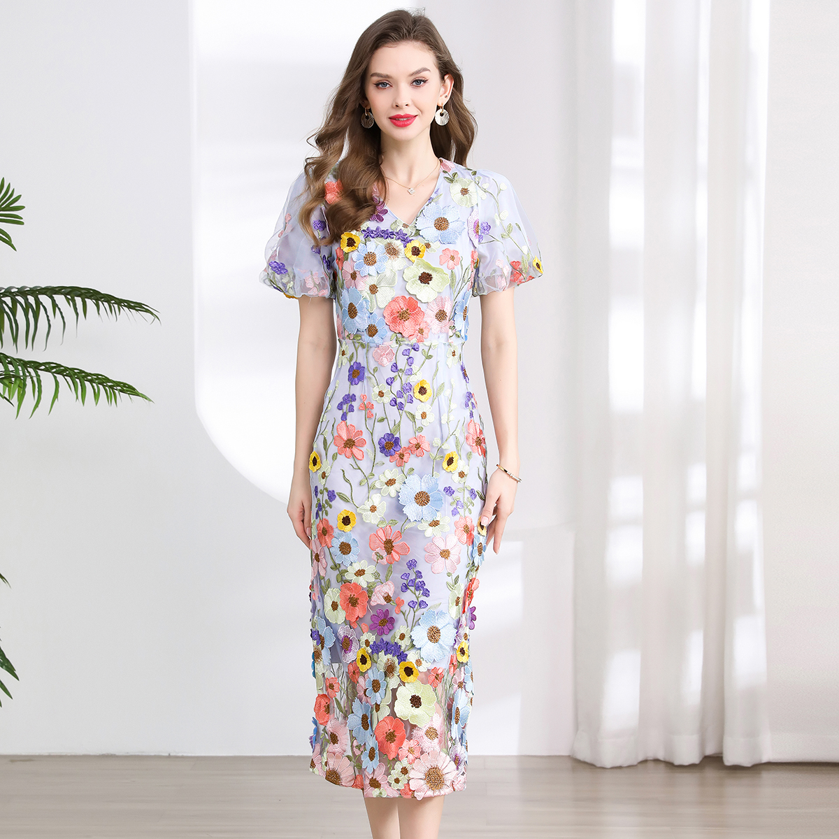 Real shot 774 # Heavy Industry Embroidery 3D Stickers Summer Elegant Bubble Sleeve Dress V-neck Split Dress Real shot 774 # Heavy Industry Embroidery 3D Stickers Summer Elegant Bubble Sleeve Dress V-neck Split Dress