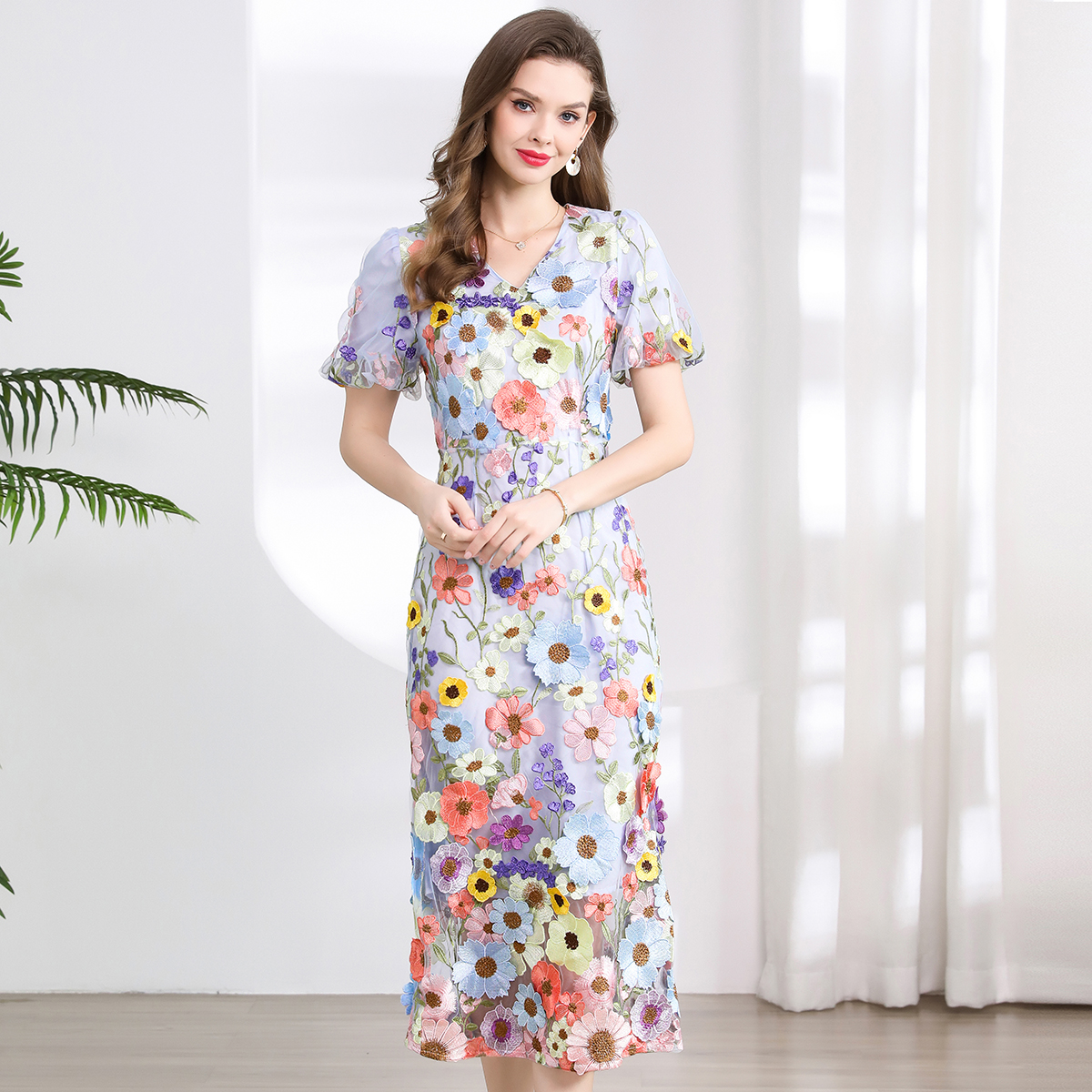 Real shot 774 # Heavy Industry Embroidery 3D Stickers Summer Elegant Bubble Sleeve Dress V-neck Split Dress Real shot 774 # Heavy Industry Embroidery 3D Stickers Summer Elegant Bubble Sleeve Dress V-neck Split Dress