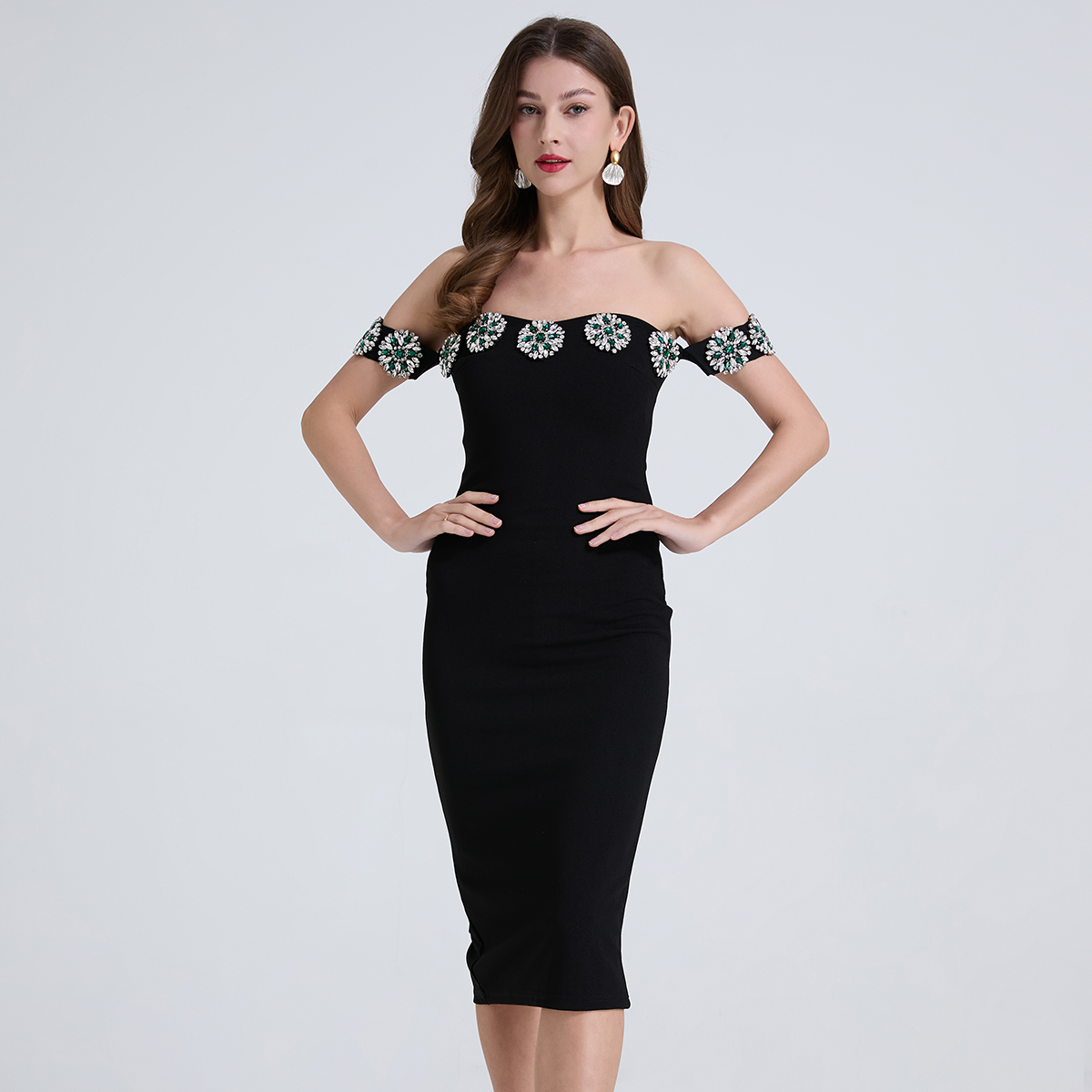 Realistic shooting of French heavy industry studded diamond gold style one shoulder diamond inlaid slimming and slimming slit dress dress Realistic shooting of French heavy industry studded diamond gold style one shoulder diamond inlaid slimming and slimming slit dress dress
