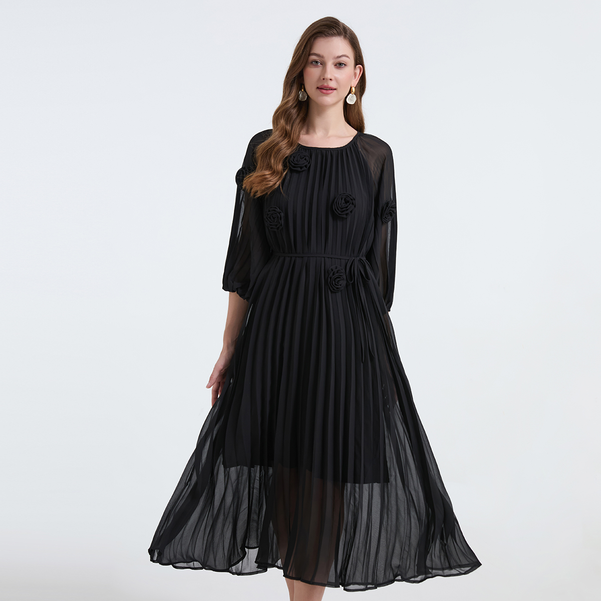 Realistic shooting of 4-color summer folding handmade flower binding waist cinching round neck big swing dress, loose beach skirt Realistic shooting of 4-color summer folding handmade flower binding waist cinching round neck big swing dress, loose beach skirt