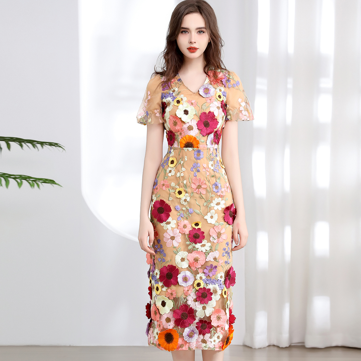 Real shot 774 # Heavy Industry Embroidery 3D Stickers Summer Elegant Bubble Sleeve Dress V-neck Split Dress Real shot 774 # Heavy Industry Embroidery 3D Stickers Summer Elegant Bubble Sleeve Dress V-neck Split Dress