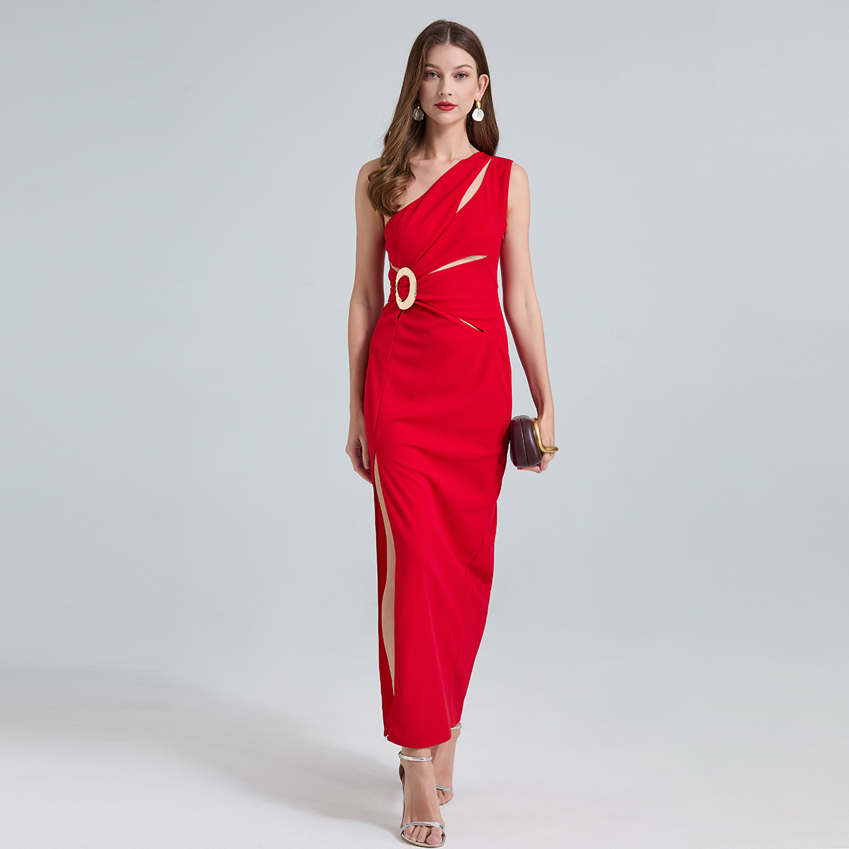 Real shot of European and American sexy style slanted shoulder hollow metal waist buckle slim fit dress, banquet dress skirt Real shot of European and American sexy style slanted shoulder hollow metal waist buckle slim fit dress, banquet dress skirt