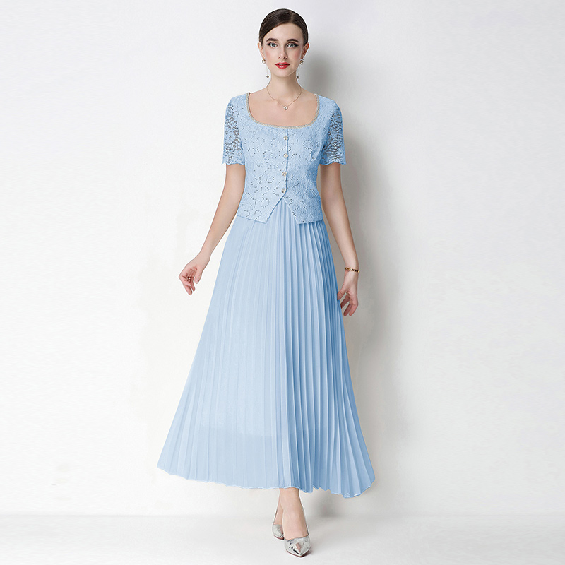 Embroidered heavy industry nail bead square neck versatile top with pleated skirt, fairy like floating skirt Embroidered heavy industry nail bead square neck versatile top with pleated skirt, fairy like floating skirt