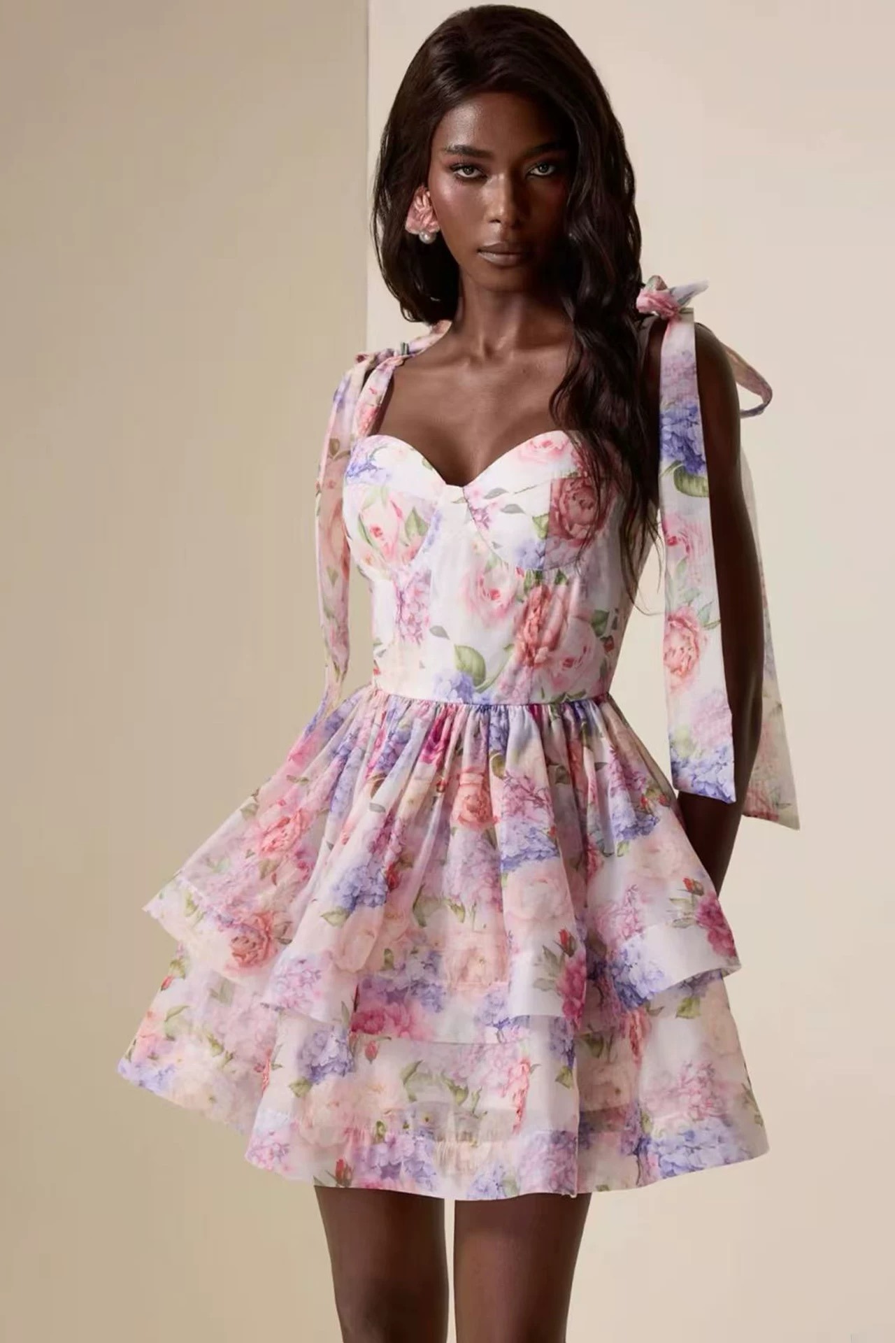 European and American sleeveless camisole strap casual short skirt strapless backless floral print layered cake dress short skirt European and American sleeveless camisole strap casual short skirt strapless backless floral print layered cake dress short skirt
